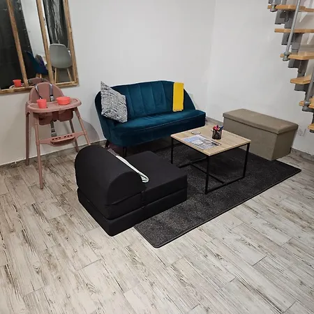 Accueillant A : 35 M², 3 Pers. Montlucon