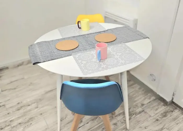 Accueillant A : 35 M², 3 Pers. * Montlucon