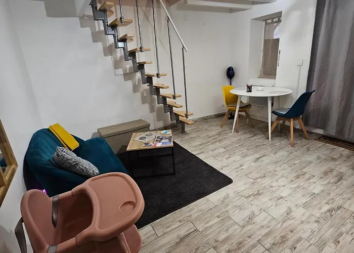 Apartment Accueillant A : 35 M², 3 Pers. Montlucon